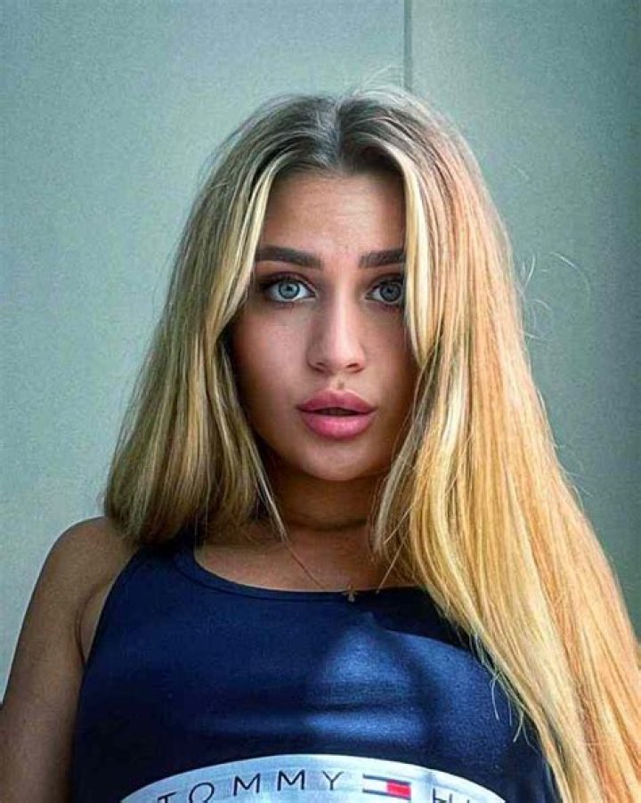 Amandababyxx Height, Weight, Net Worth, Age, Birthday, Wikipedia, Who, Nationality, Biography