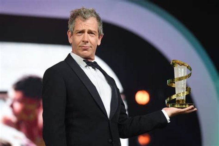 Ben Mendelsohn Height, Weight, Net Worth, Age, Birthday, Wikipedia, Who, Nationality, Biography