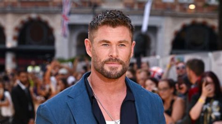 
Chris Hemsworth’s Extraction Could Become Netflix’s Biggest Movie 