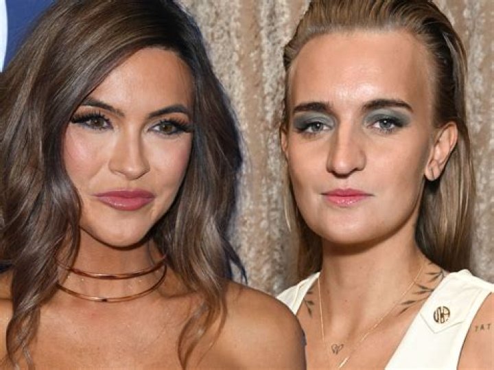 
Chrishell Stause Reveals She Wore a Disguise to Go Undetected in the Crowd at Partner G Flip’s Concert 