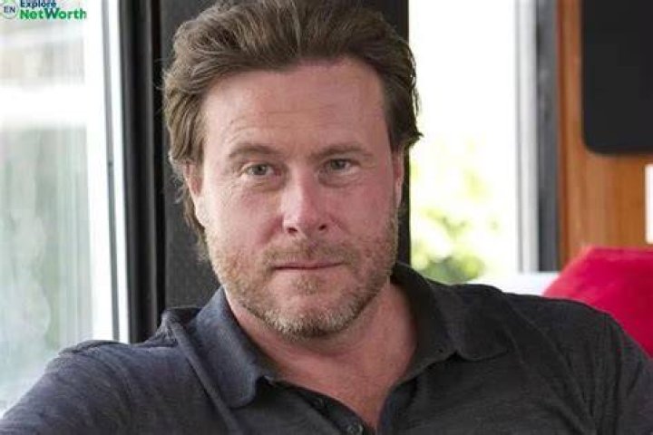 Dean McDermott Height, Weight, Net Worth, Age, Birthday, Wikipedia, Who, Instagram, Biography
