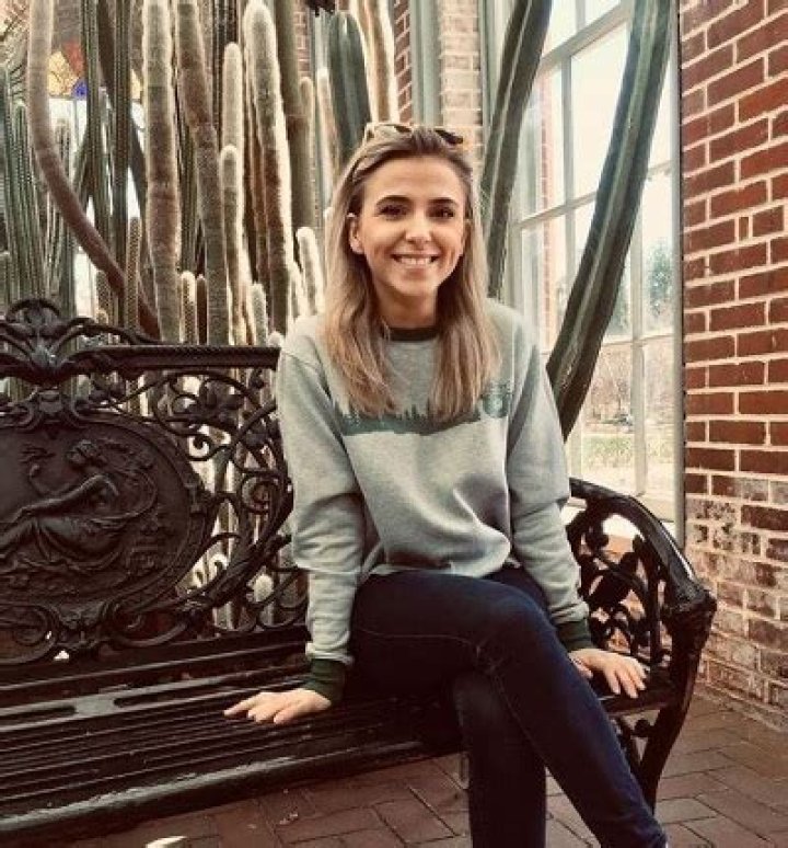 Emily Zugay Height, Weight, Net Worth, Age, Birthday, Wikipedia, Who, Nationality, Biography