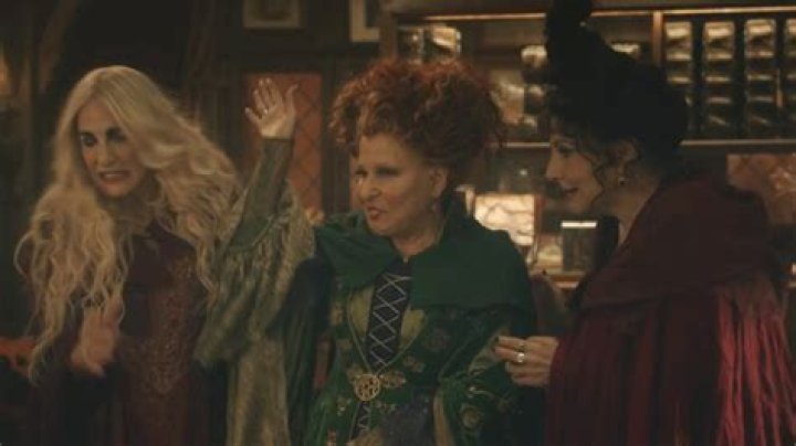 
‘Hocus Pocus 2’: Watch the Sanderson Sisters Make an Epic Return 