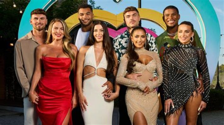 
Is Gemma Owen Having A Baby? Rumor Or Fact Check Of Love Island Contestant, Her Past Relationship Details 
