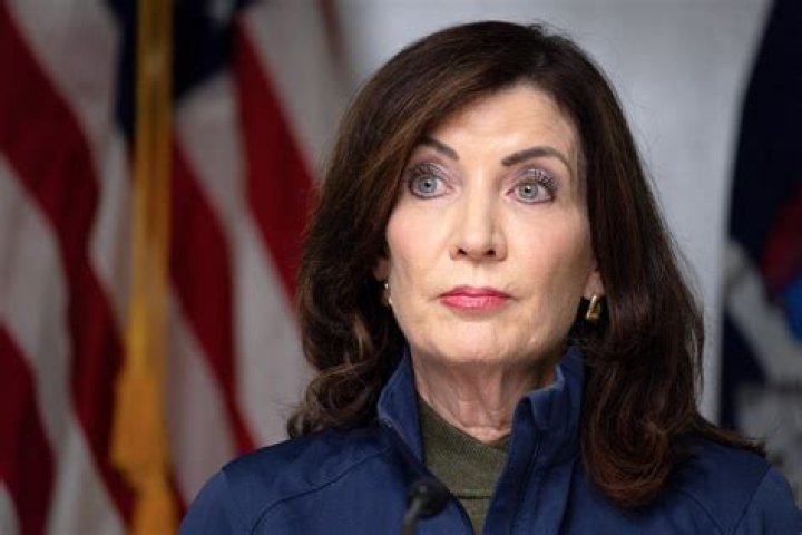 Kathy Hochul Height, Weight, Net Worth, Age, Birthday, Wikipedia, Who, Nationality, Biography