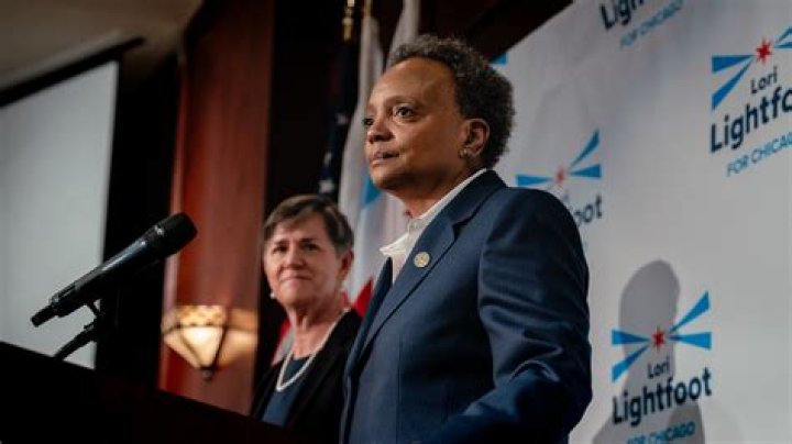 
Lori Lightfoot Executive Order Regarding Chicago Police, Before And After Mayor Pictures 