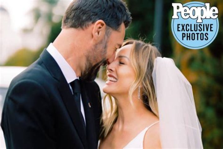 
Meet Riley Nash Wife Clare Nash On Instagram, When Did The Couple Get Married? 
