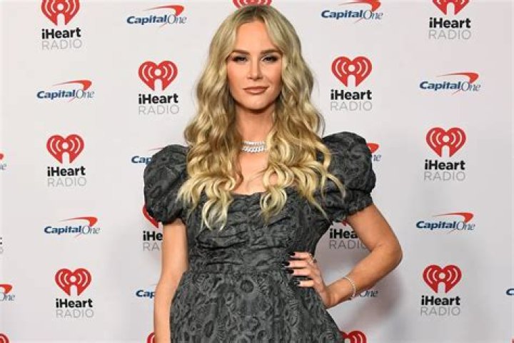 
Meghan King Reveals New Boyfriend Cheated on Her as She Details Recent ‘Hookup’ with Another Woman 