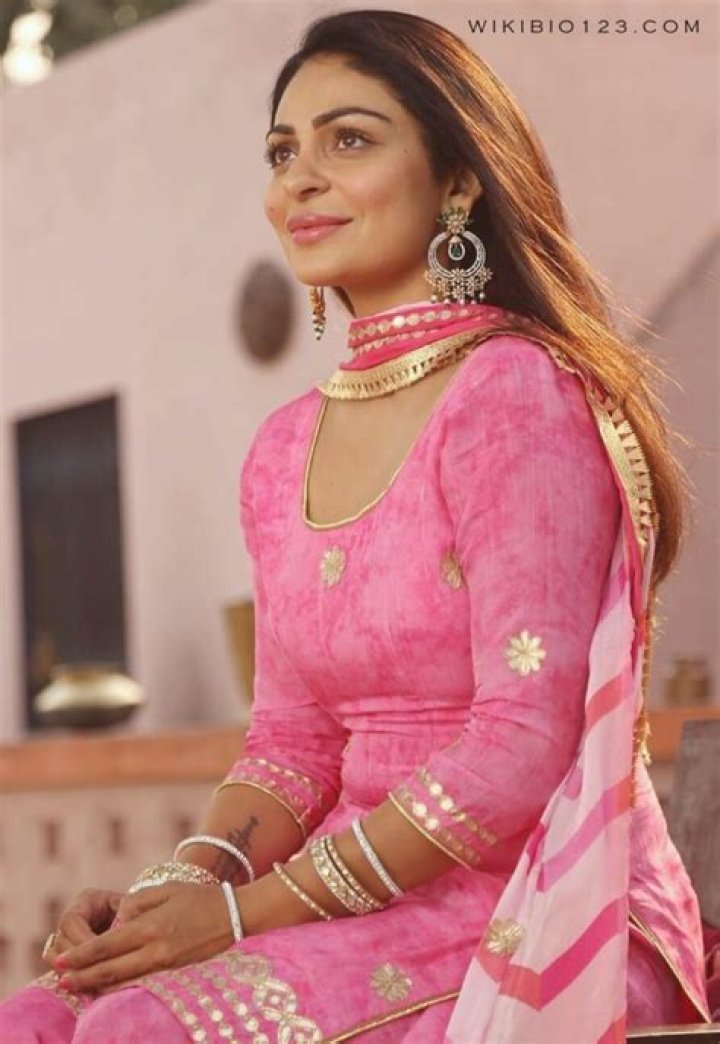 Sonal Bhatt Arshvir Kaur Bajwa Height, Weight, Net Worth, Age, Birthday, Wikipedia, Who, Instagram, Biography