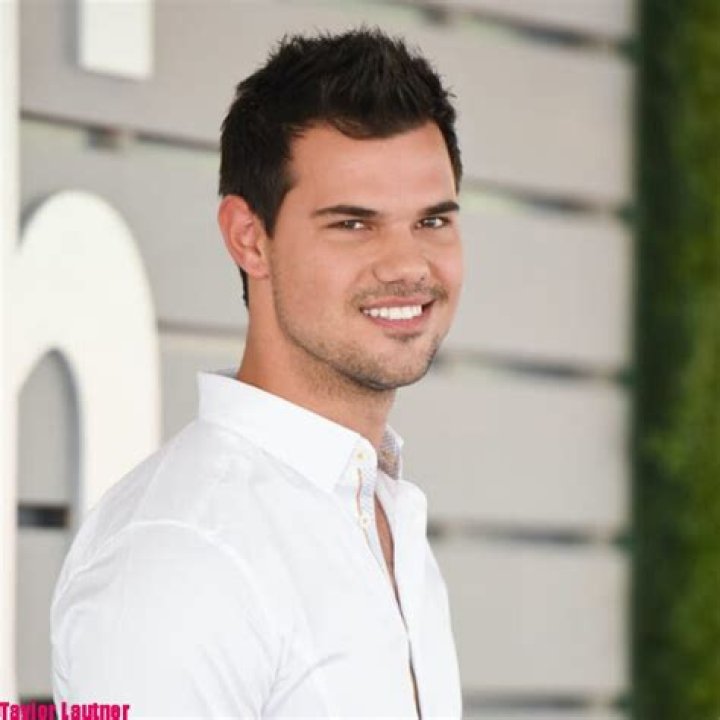 Taylor Lautner Height, Weight, Net Worth, Age, Birthday, Wikipedia, Who, Nationality, Biography