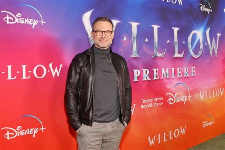 
Warwick Davis Reflects on 41-Year Acting Career Ahead of ‘Willow’ Series Premiere: ‘Really Grateful’ 