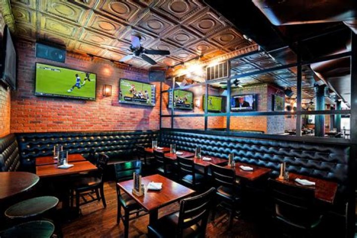 
WATCH: Video shows aftermath of deadly NYC sports bar SUV crash that left 20 injured 