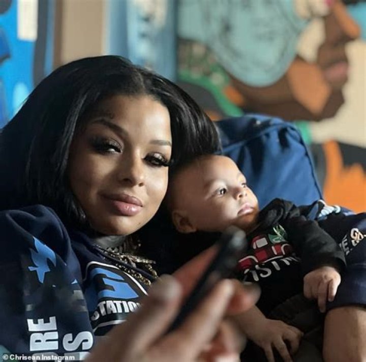 
Who Are Chrisean Rock Parents And Where Is She From? Blueface Artist Behind Bars For What Charges! 