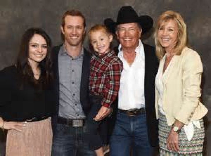 Who Are Tim George And Annie George? Katie George’s Parents