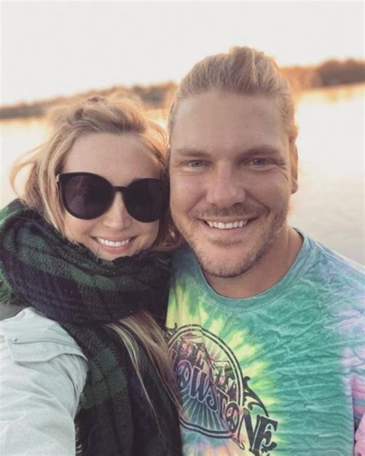
Who Is Matt Hamilton Wife Jen Hamilton? Everything To Know 